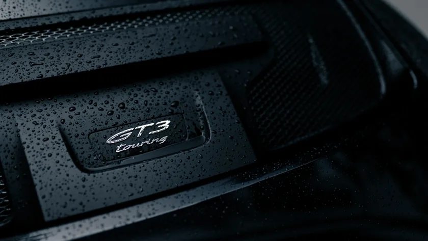 Water beading on a Porsche GT3 Touring